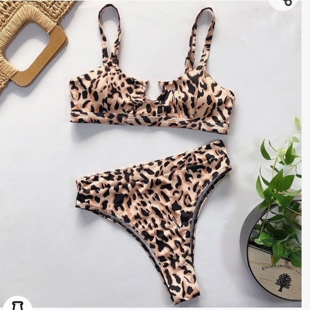 EJsoyo Women Bikini Sexy Print Swimsuit NWT Size L  12-14 - Picture 2 of 9